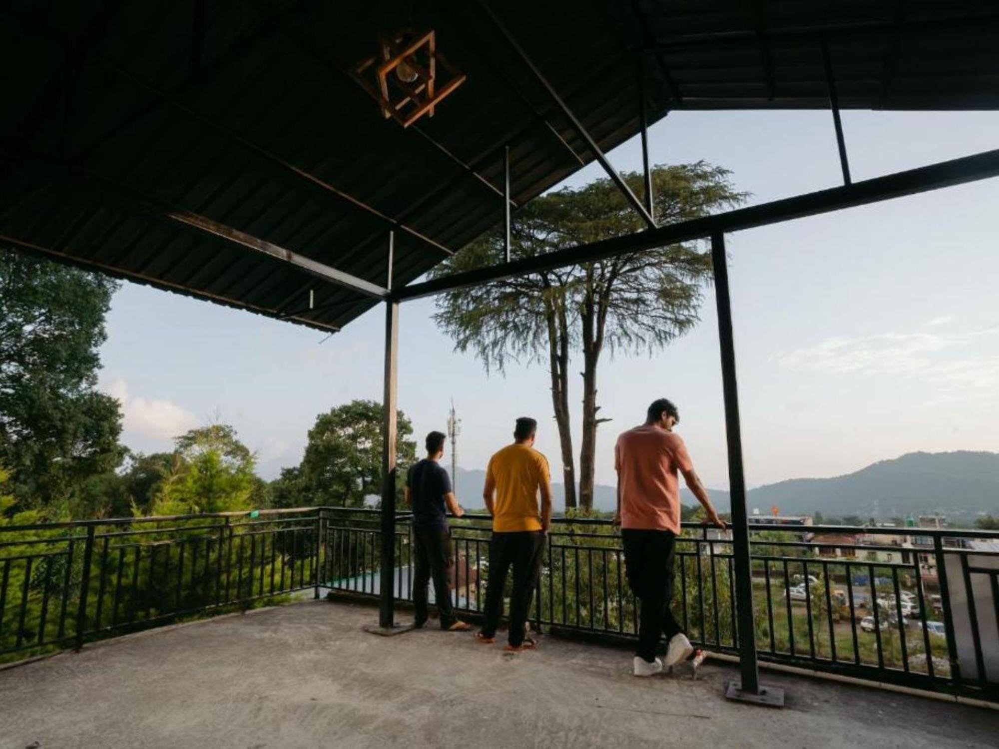 The Hosteller Bir ภายนอก รูปภาพ